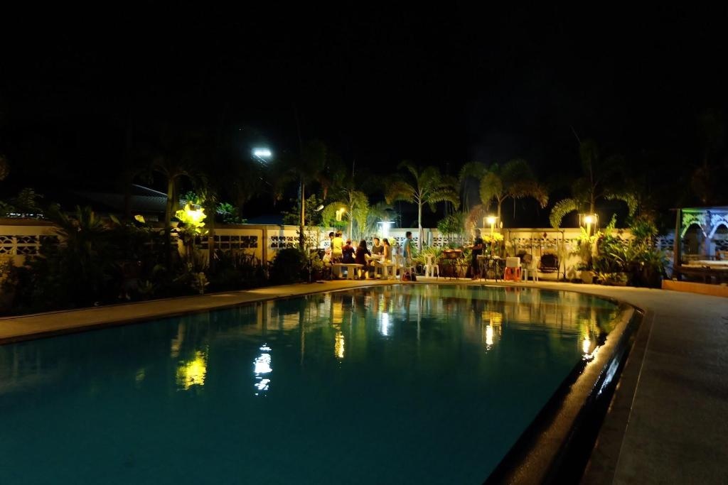 One D HomestayfacilitiesSwimming Pool7