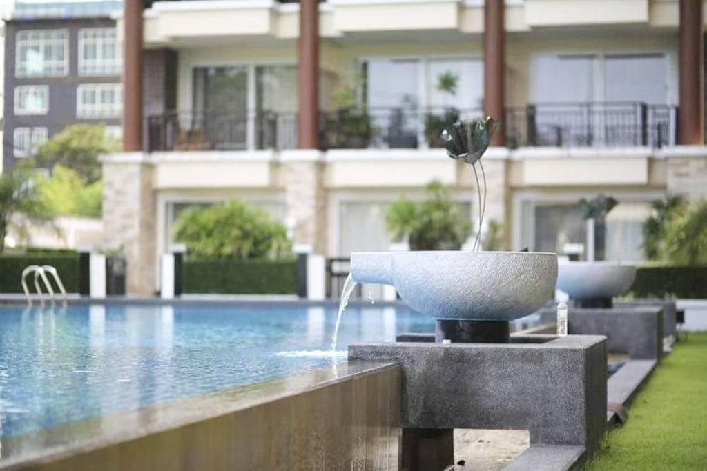 Sunrise Beach Resort And ResidencefacilitiesSwimming Pool7