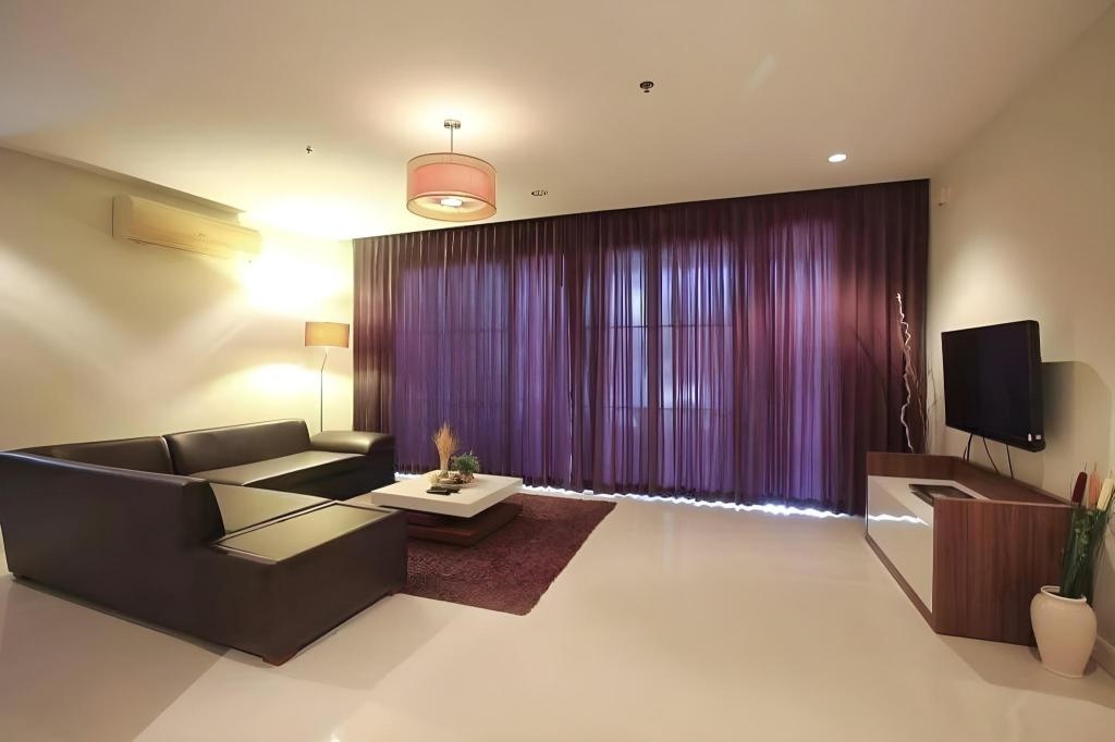 Sunrise Beach Resort And Residenceroomsrooms Image 55