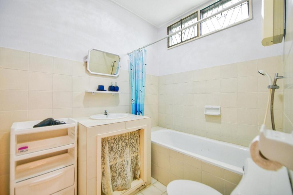 Dream Villa PattayafacilitiesBathroom9