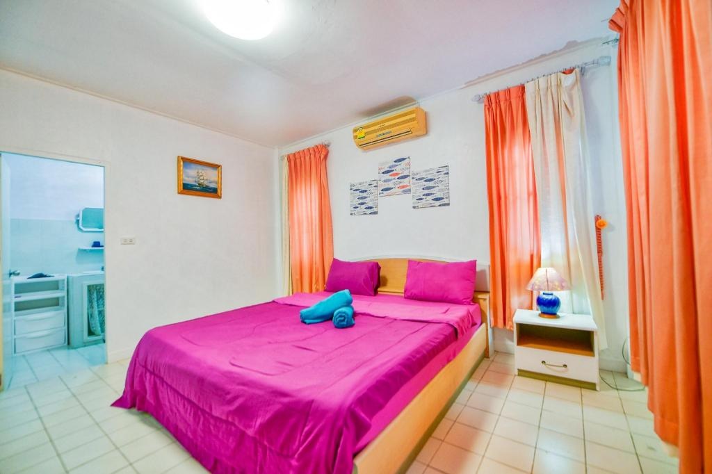 Dream Villa PattayafacilitiesBedroom1