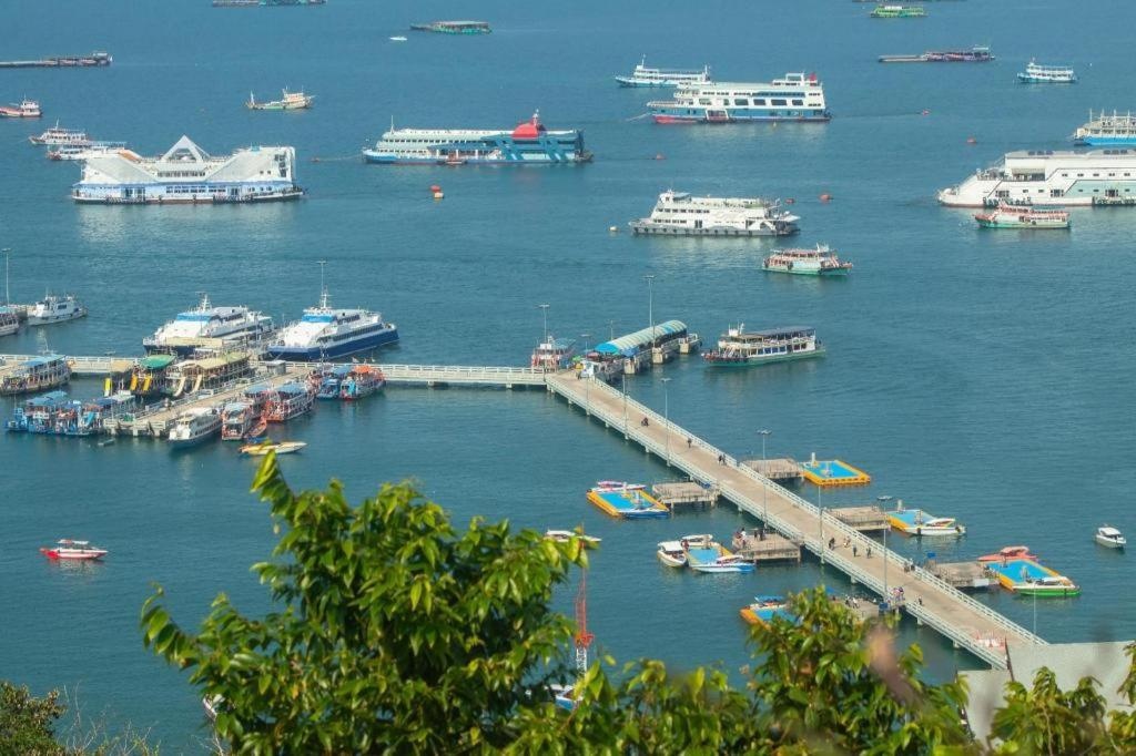B2 South Pattaya Premier Hotel  Property Views  Property Views Image 9 9