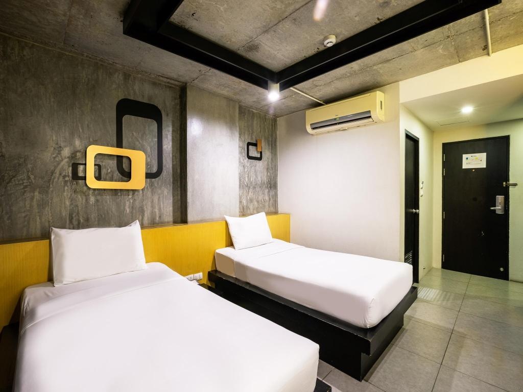 B2 South Pattaya Premier Hotel  Rooms  Superior Room Bed 16