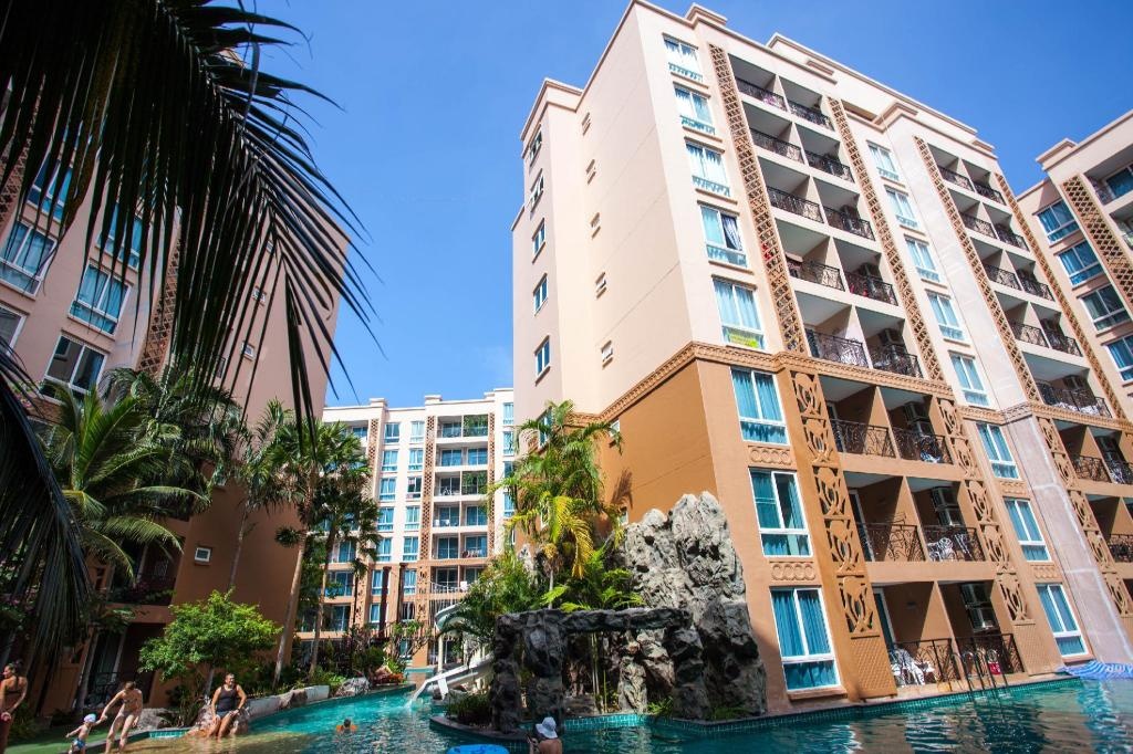 Atlantis Huge Swimming Pool Resortpropertyviewspropertyviews Image 33