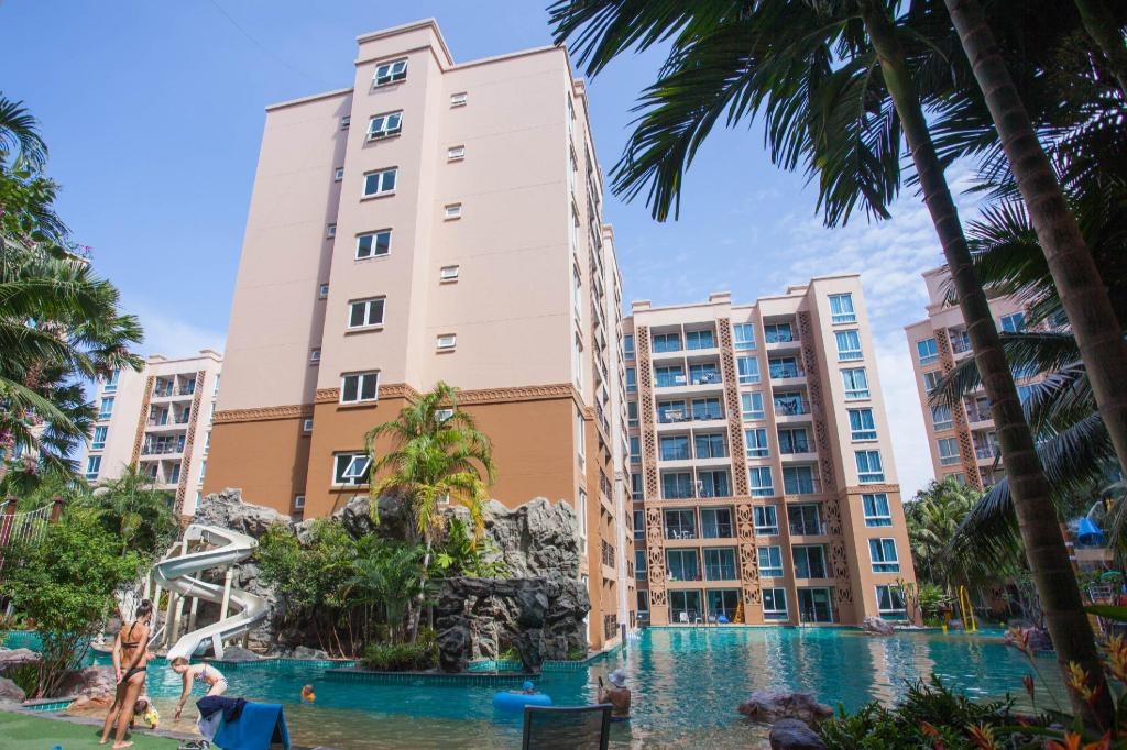 Atlantis Huge Swimming Pool Resortpropertyviewspropertyviews Image 44