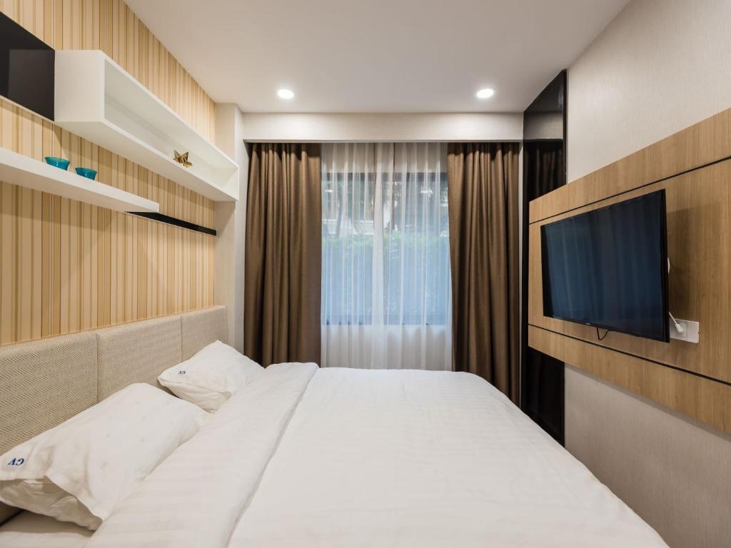 Dusit Grand Park Pattayaroomsrooms Image 99