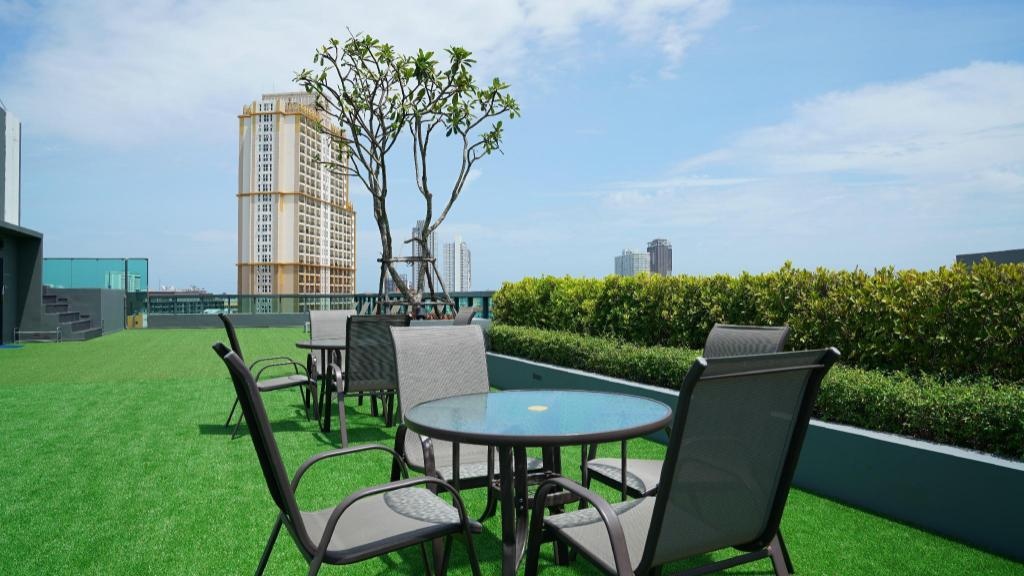 Justar Pattaya The Urban Attitude BranchfacilitiesGarden11