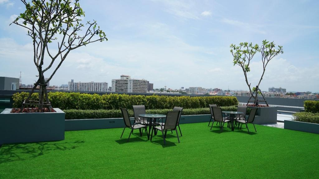 Justar Pattaya The Urban Attitude BranchfacilitiesGarden2