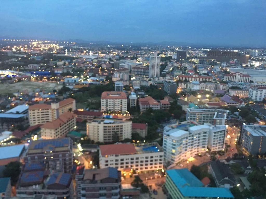 Beachfront Central Pattaya Centric Seapropertyviewspropertyviews Image 44