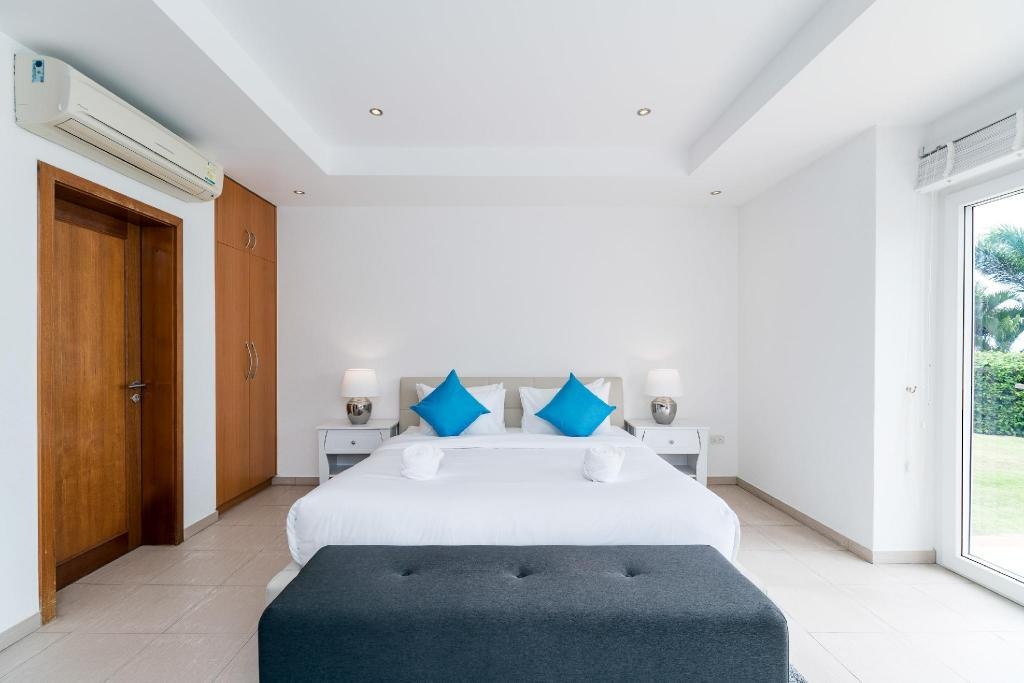 Sunset View Luxury Pool Villa 4 BR 8 10 PersonsfacilitiesBedroom23