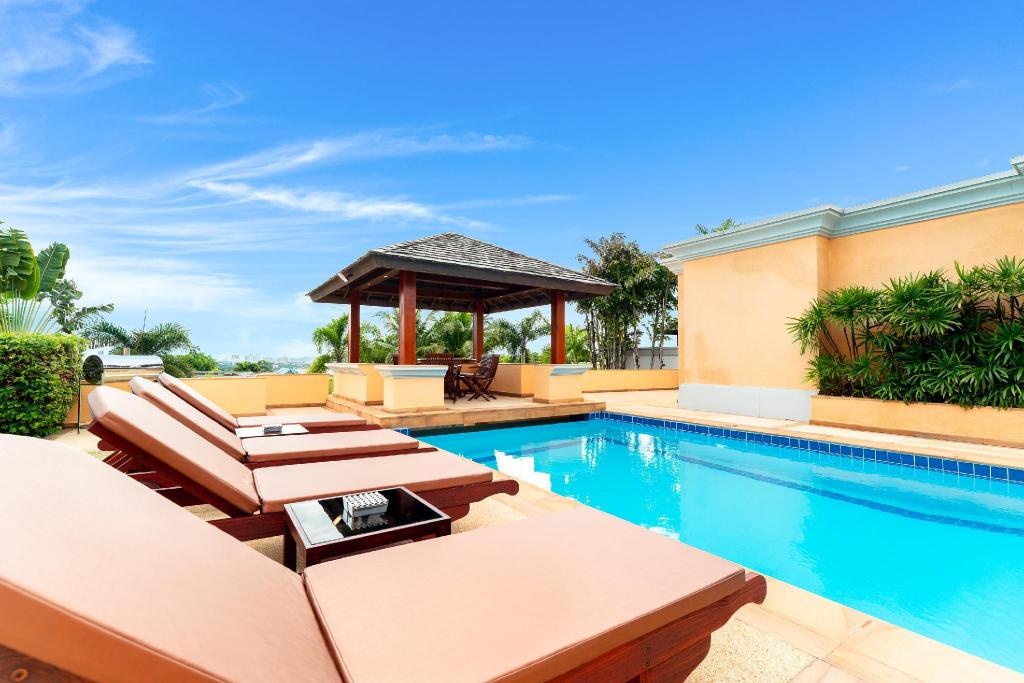 Sunset View Luxury Pool Villa 4 BR 8 10 PersonsfacilitiesSwimming Pool4