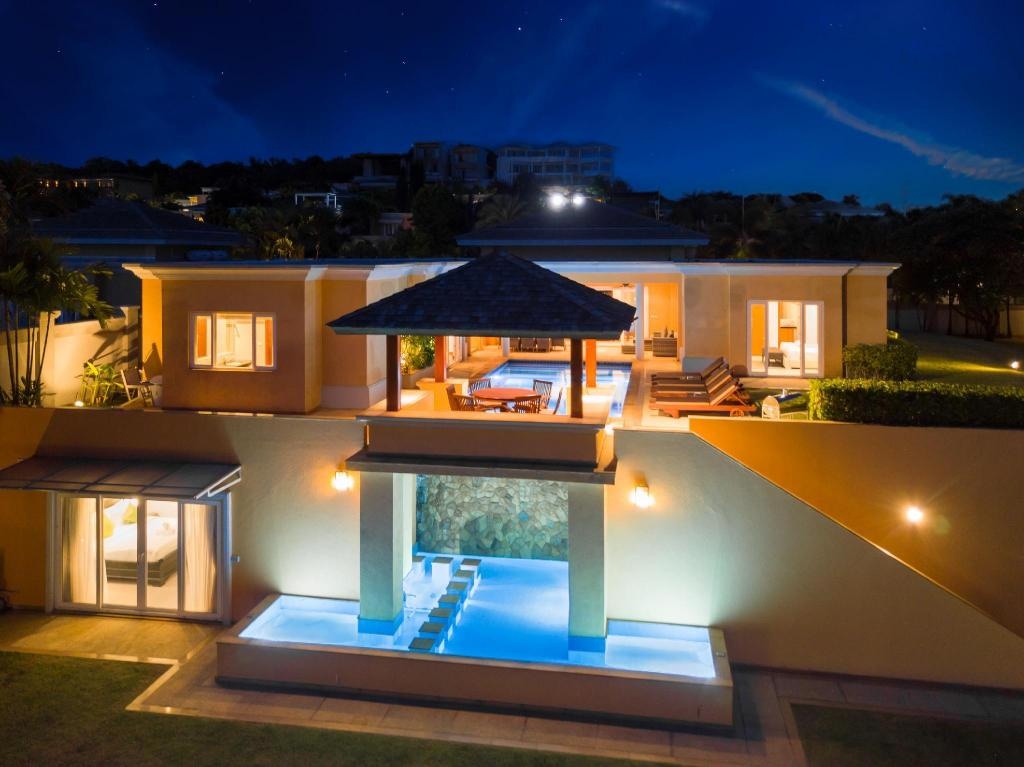 Sunset View Luxury Pool Villa 4 BR 8 10 PersonspropertyviewsView1