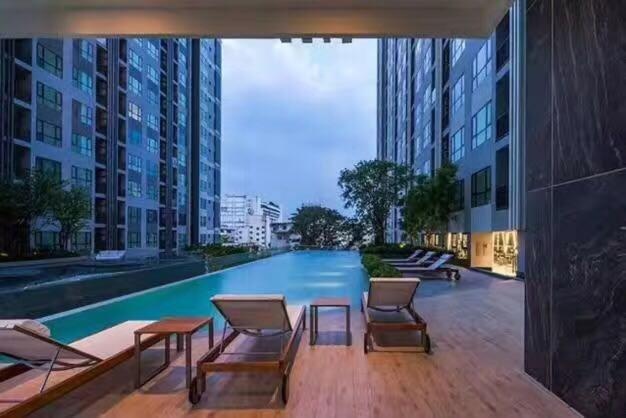 The Base Central PattayafacilitiesBalconyterrace15