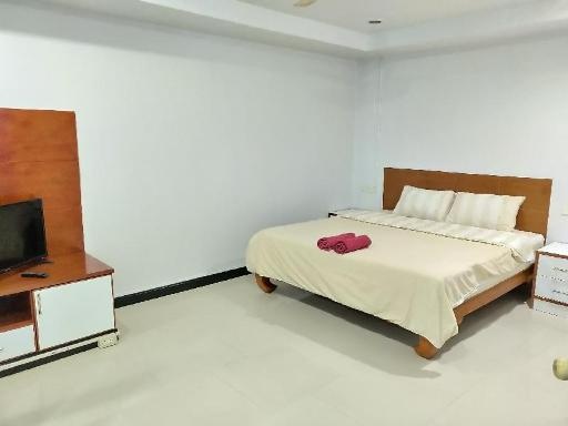 Amstellux Apartments No5facilitiesBedroom1