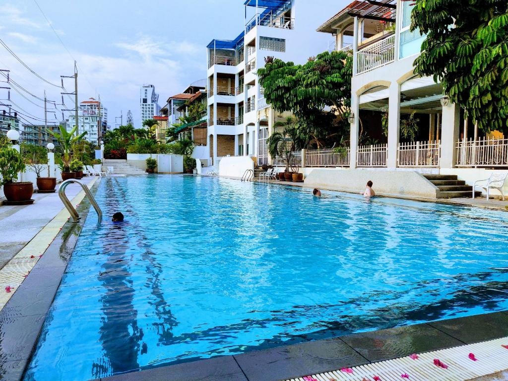 Amstellux Apartments Studio No1facilitiesSwimming Pool Outdoor1