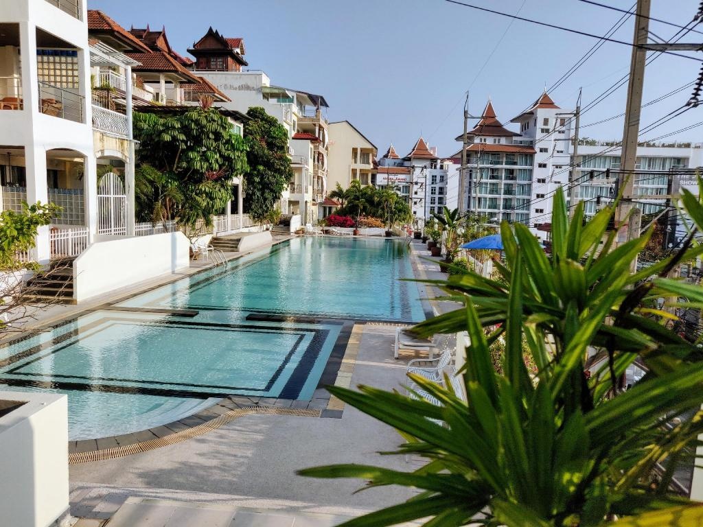 Amstellux Apartments No8facilitiesSwimming Pool Outdoor2