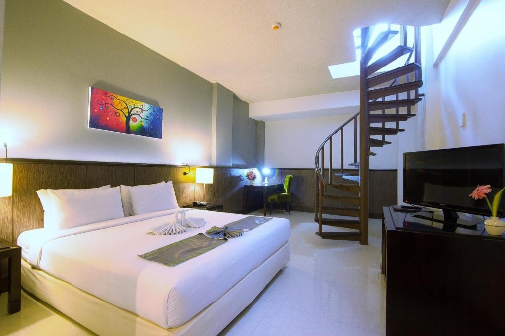Woraburi Pattaya Resort SpafacilitiesBedroom2