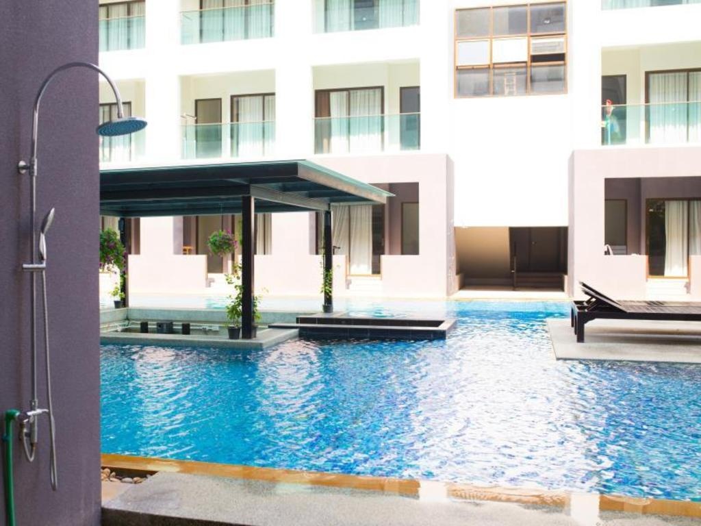 Woraburi Pattaya Resort SpafacilitiesSwimming Pool Outdoor12