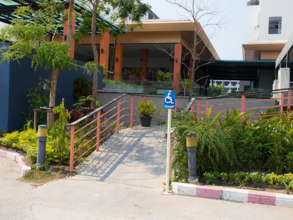 Woraburi Pattaya Resort SpapropertyviewsExterior View9