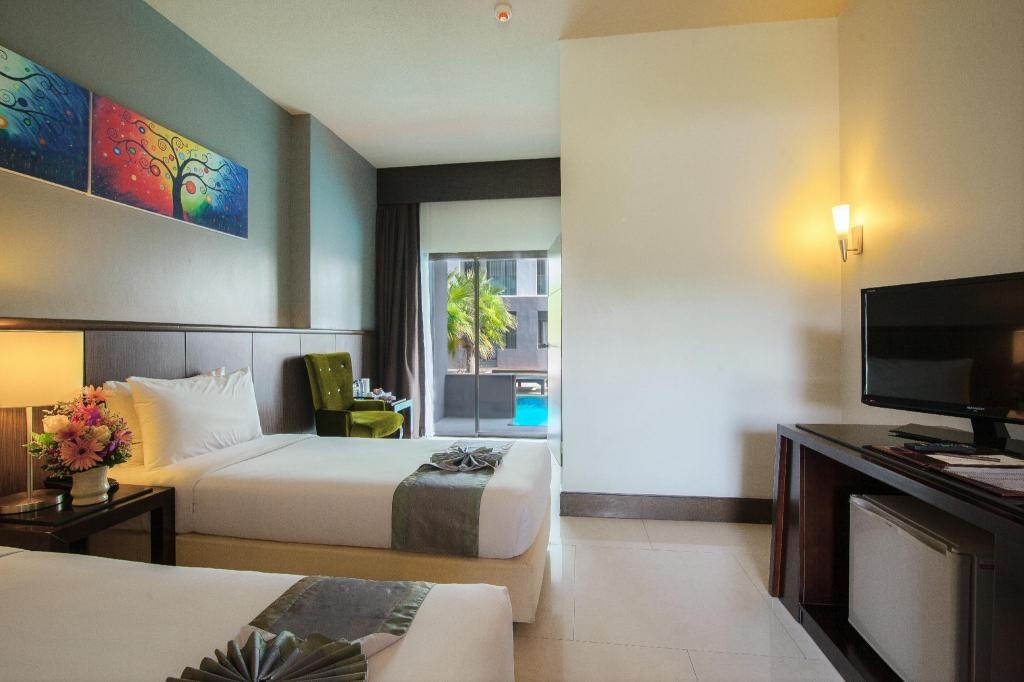 Woraburi Pattaya Resort SparoomsCabana Pool Access Room Plan5
