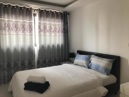 Oversize Poolrelaxing Vacation Permanent Residenceroomsrooms Image 11