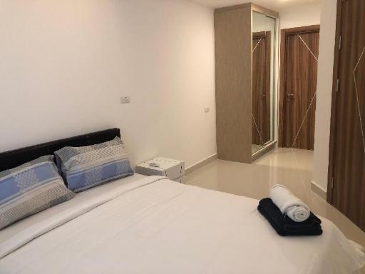 Oversize Poolrelaxing Vacation Permanent Residenceroomsrooms Image 77