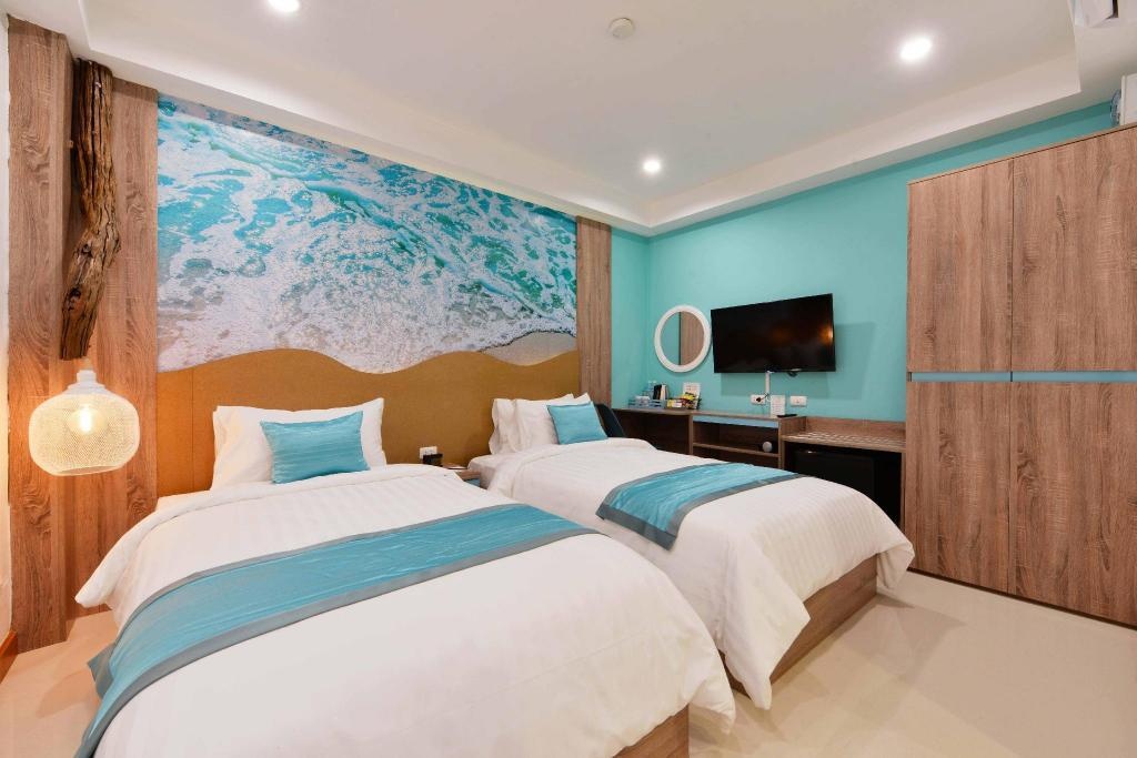 T2 Jomtien PattayaroomsSuperior Room Bed2