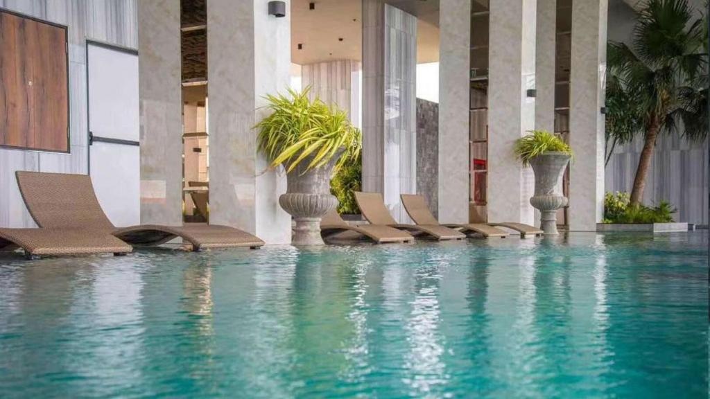 The Riviera Wong A Mat Beach By TH StayfacilitiesSwimming Pool10