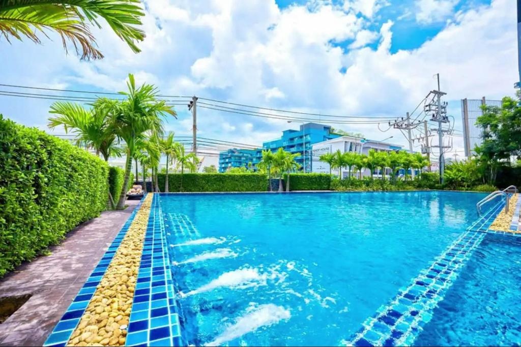 Dusit Grand Condo ViewfacilitiesSwimming Pool10