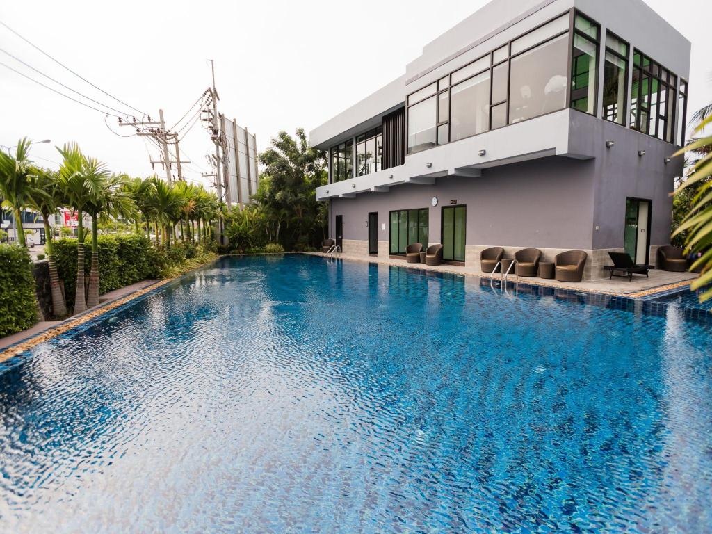 Dusit Grand Condo ViewfacilitiesSwimming Pool7