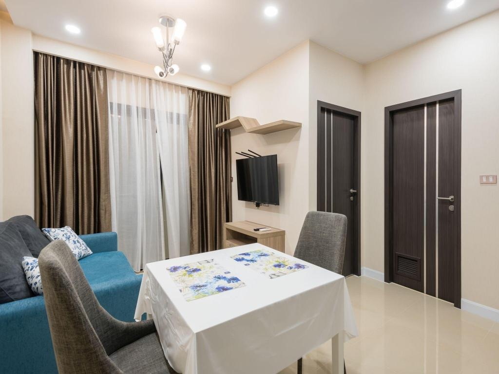 Dusit Grand Condo ViewroomsSea View Interior View7