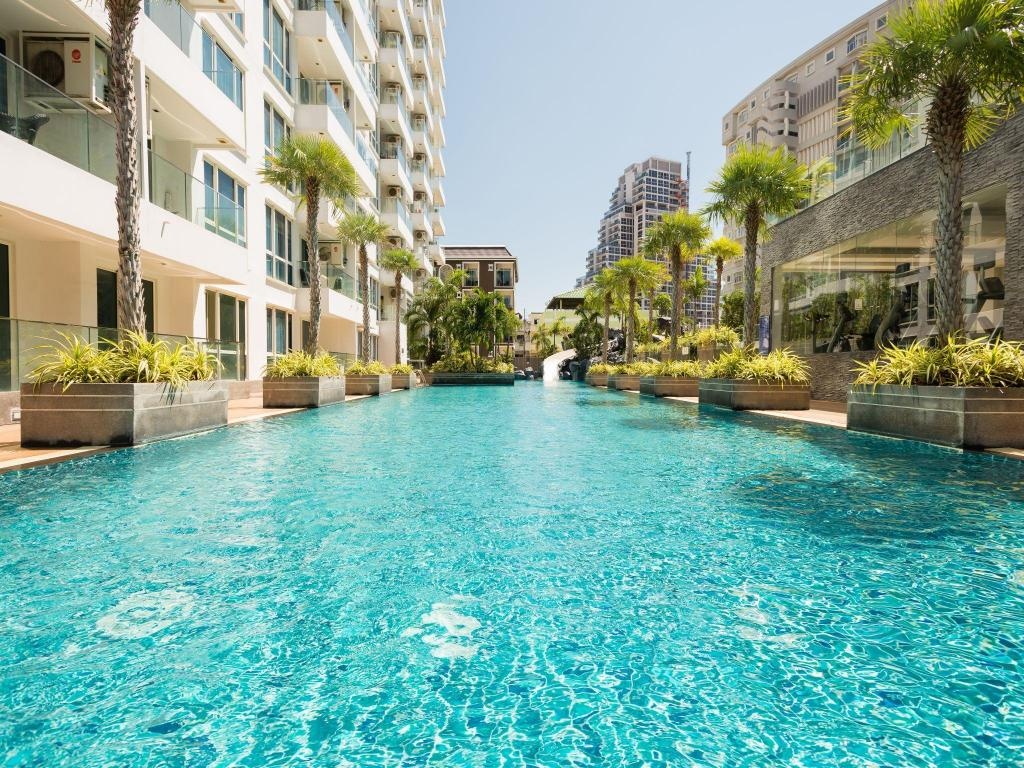 The Cliff Condominium By GrandisVillas__facilities__Swimming Pool_2