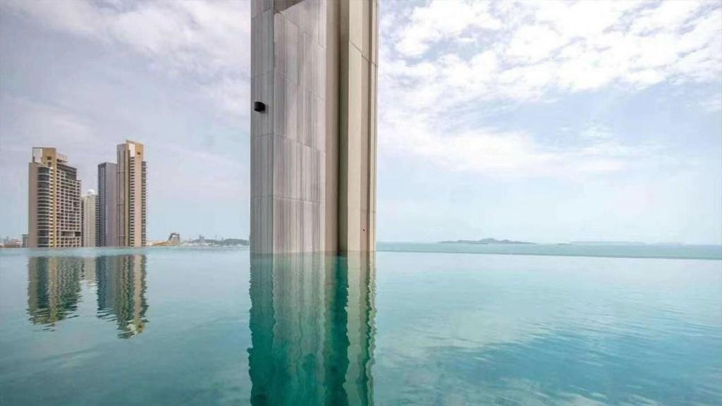 The Riviera Wong A Mat Beach By TH StayfacilitiesSwimming Pool13