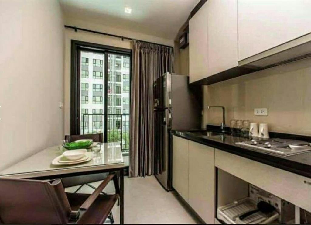 The Base Pattaya One BedroomfacilitiesKitchen4