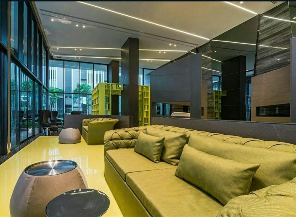 The Base Pattaya One BedroompropertyviewsLobby1