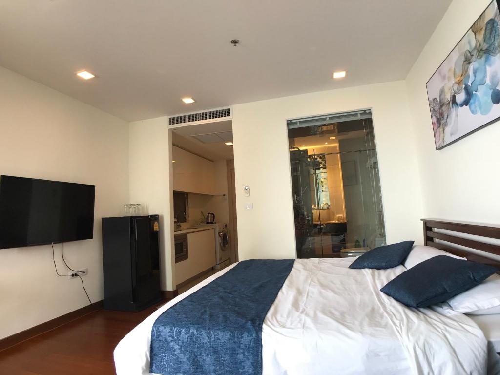 Beach Front Sea View Condo Swimming Pool The Palmroomsrooms Image 11