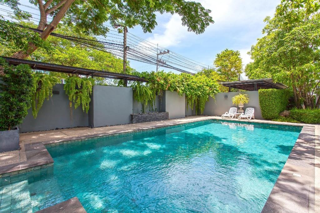 Pattaya Retreat Pool Villas 12 Bedroom Sleeps 24facilitiesBedroom38