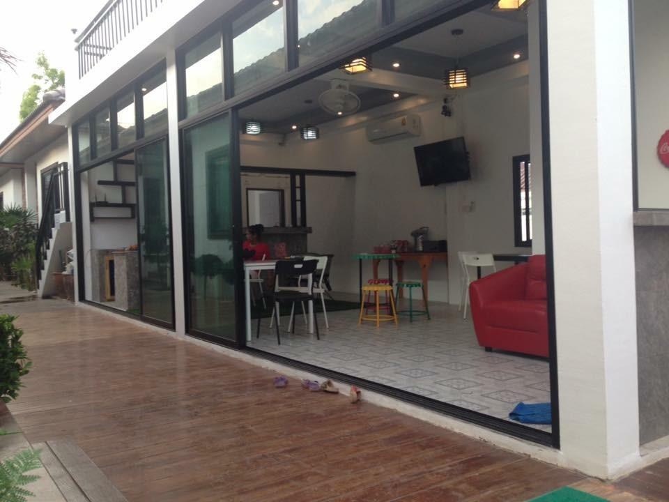 Virawan Pool Villa FacilitiesBarlounge 6