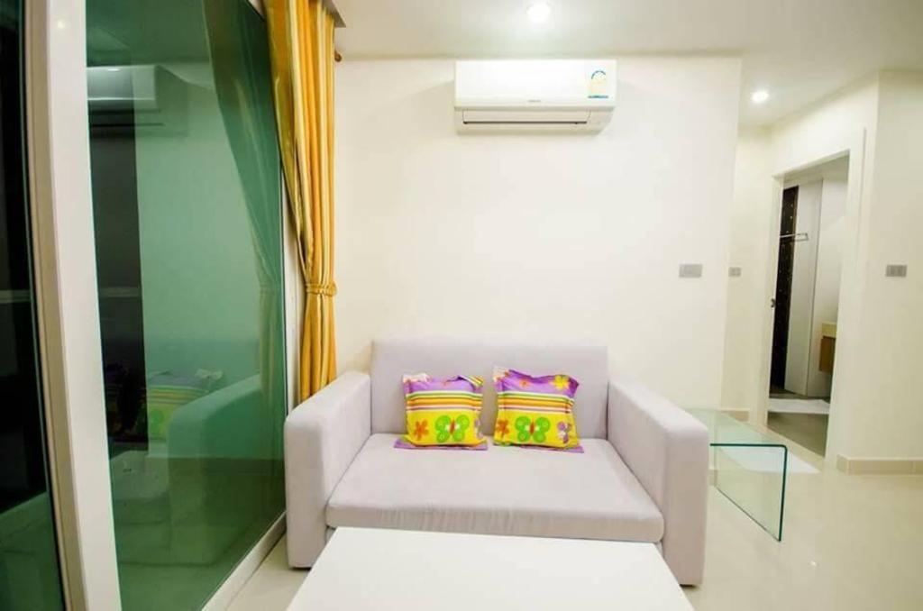 Pool View Condowith Perfect Familyroomsrooms Image 33