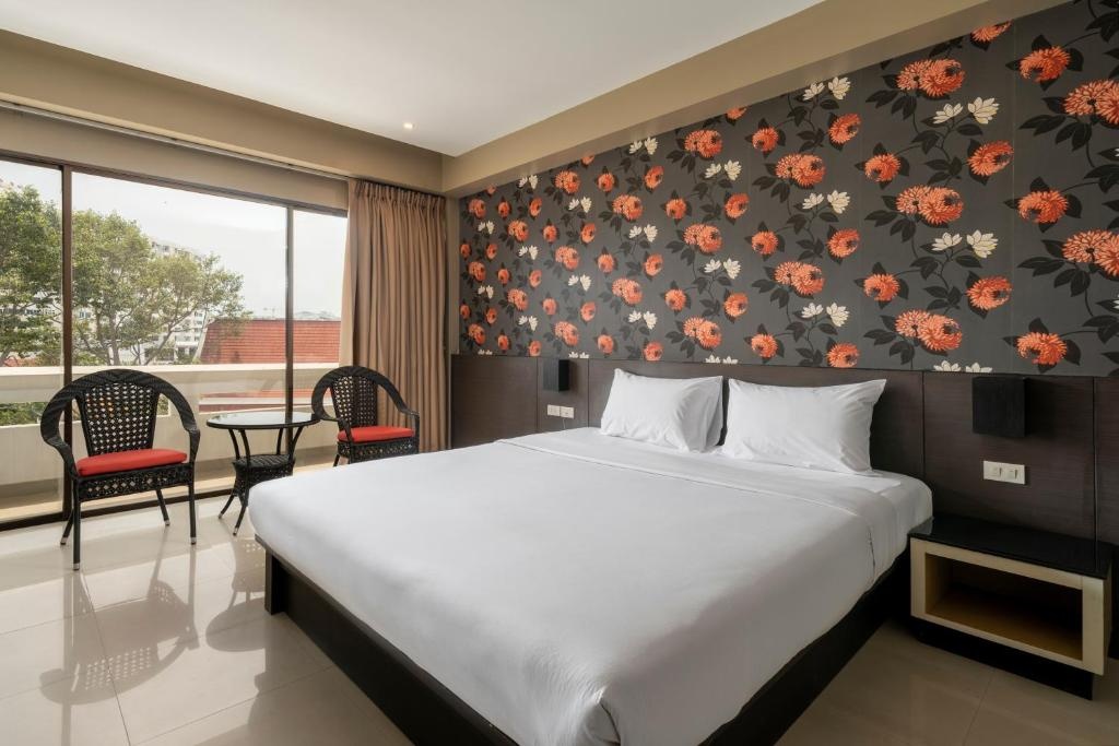 Welcome Plaza Hotelroomsrooms Image 1111