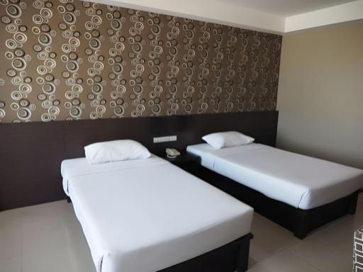 Welcome Plaza Hotelroomsrooms Image 2121