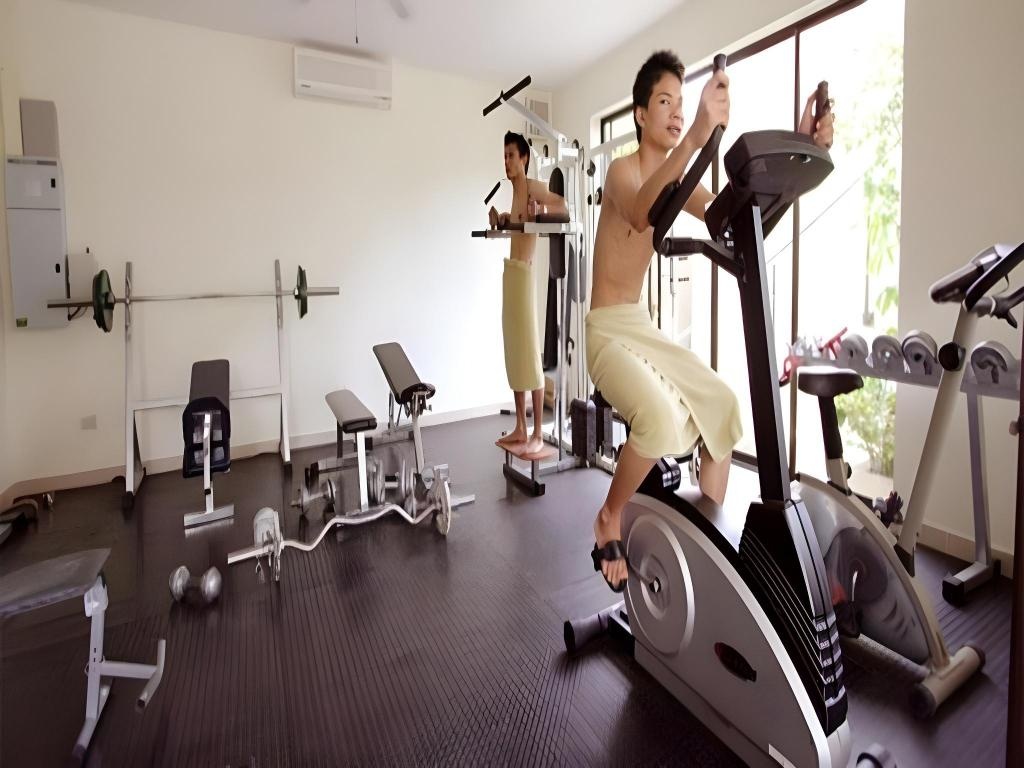 Sansuk Gay Sauna And GuesthousefacilitiesFitness Center5