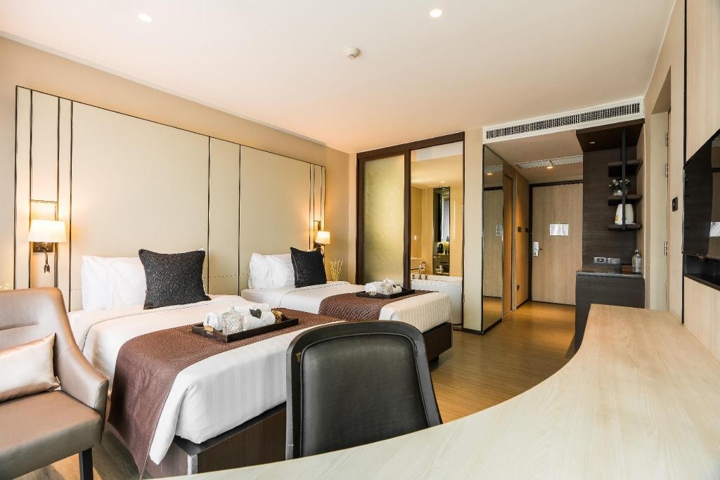 The Siamese Hotel Pattaya By PCLroomsDeluxe Twin Balcony Bedroom4