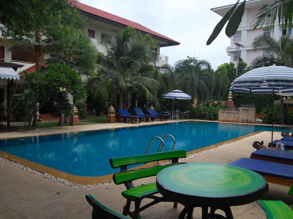 Sirikarn Residence And Luxury ApartmentsfacilitiesSwimming Pool4