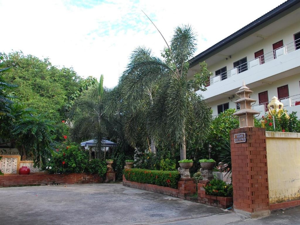 Sirikarn Residence And Luxury ApartmentspropertyviewsExterior View2