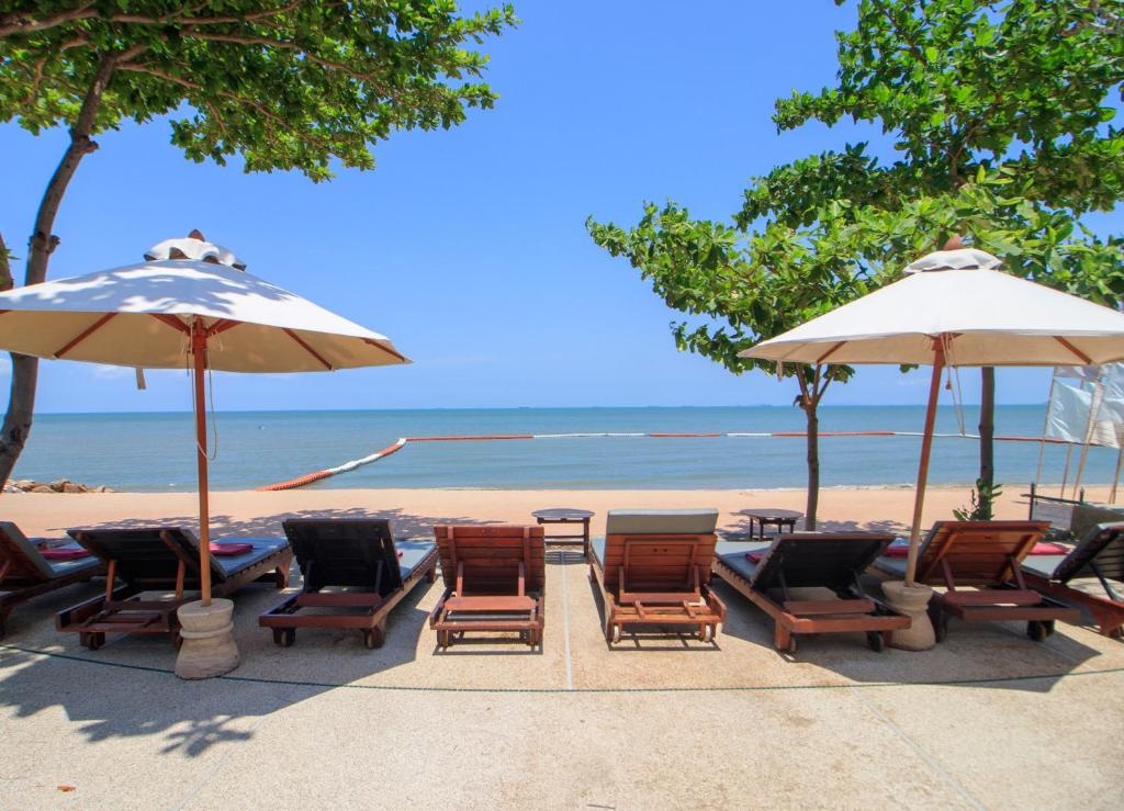 Garden Sea View ResortfacilitiesBeach1