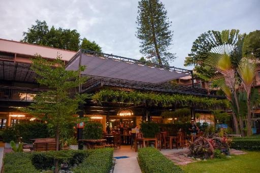 Basaya Beach Hotel ResortdiningCoffee Shop10