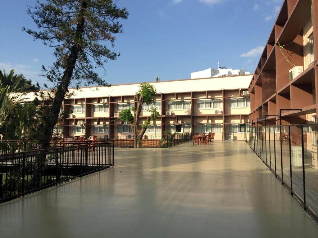 Basaya Beach Hotel ResortdiningRestaurant4