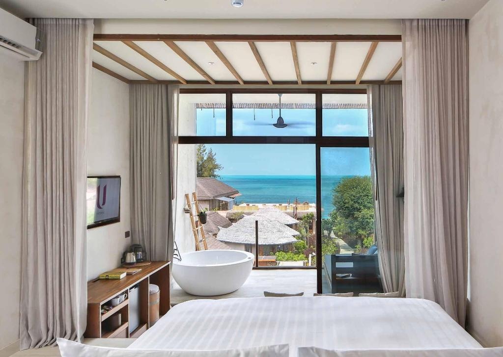U Pattaya HotelroomsDeluxe Sea View10