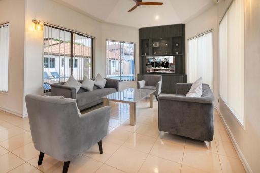 Pattaya Hill Minutes From The Beach CitypropertyviewsInterior View3